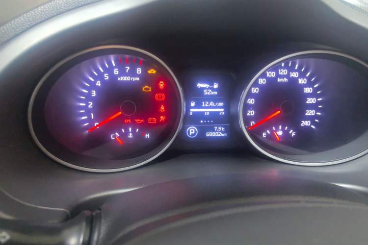 Used Kia Sportage R 2015 2.0L Automatic Two-Wheel Drive DLX Model