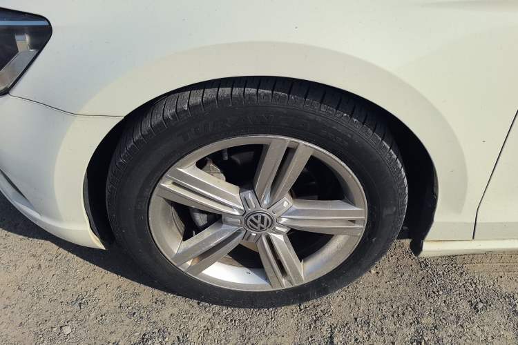 Used Volkswagen Lamando 2017 280TSI DSG Comfort Edition
