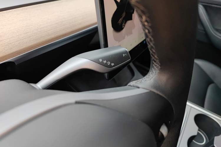 Used Tesla Model Y 2022 Rear-Wheel-Drive Version
