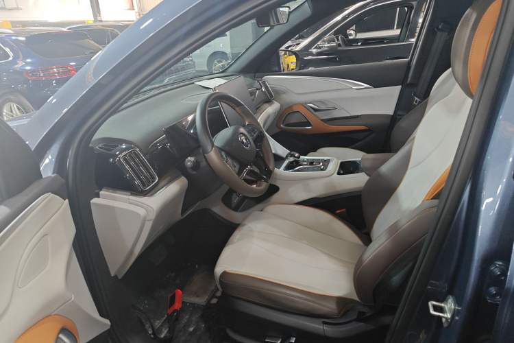 Used BYD Song Pro New Energy 2023 Champion Edition DM-i 110KM Beyond Model
