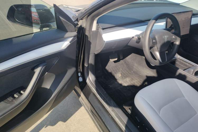 Used Tesla Model 3 2022 Rear-Wheel-Drive Version
