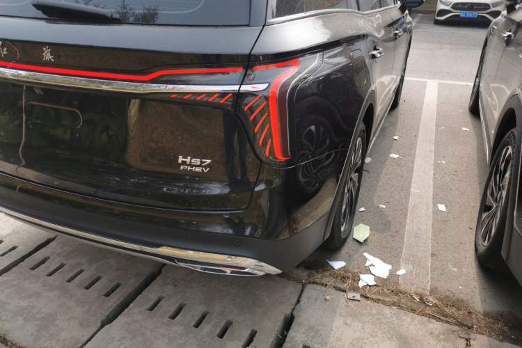 Used Hongqi HS7 PHEV 2024 2.0T PHEV Four-Wheel Drive Flagship Edition 7 Seats