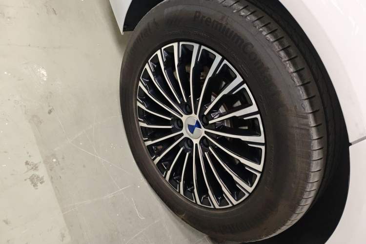 Used Denza D9 2022 DM-i 970 Four-Wheel Drive Flagship Model