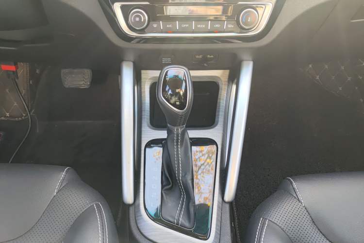 Used Geely Auto Vision X3 2017 1.5L Automatic Prestige Model
