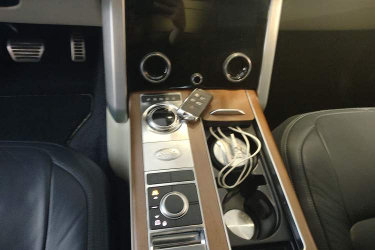 Used Land Rover Range Rover 2018 5.0 SC V8 AB Prestige Extended Version
