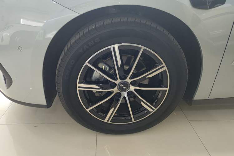 Used BYD Seal 06 New Energy 2025 DM-i Smart Drive 120KM Deluxe Model