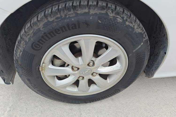 Used Hyundai Verna 2017 1.4L Automatic YueXiang Edition China V-standard