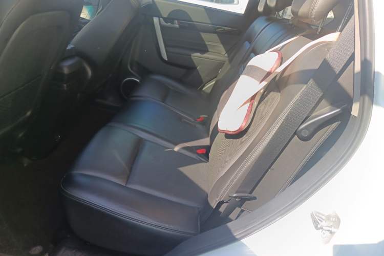 Used Chevrolet Captiva 2017 2.4L 4x4 Flagship Edition 7-Seater
