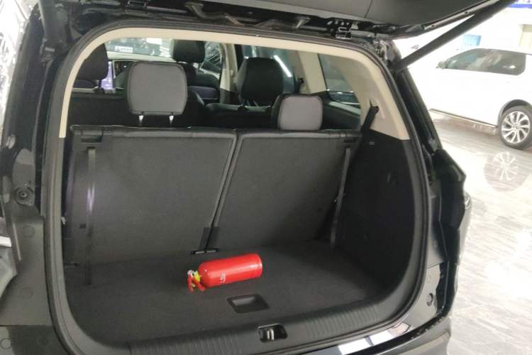 Used Hongqi HS7 PHEV 2024 2.0T PHEV Four-Wheel Drive Flagship Edition 7 Seats