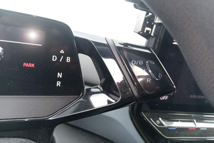 Used Volkswagen ID.4 X 2021 Pure Edition
