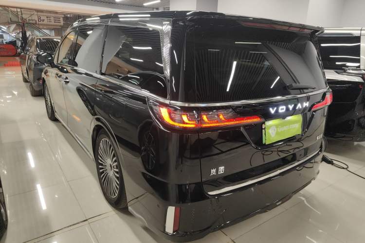 Used VOYAH Dream 2025 PHEV Four-Wheel-Drive Flagship Kunpeng Edition