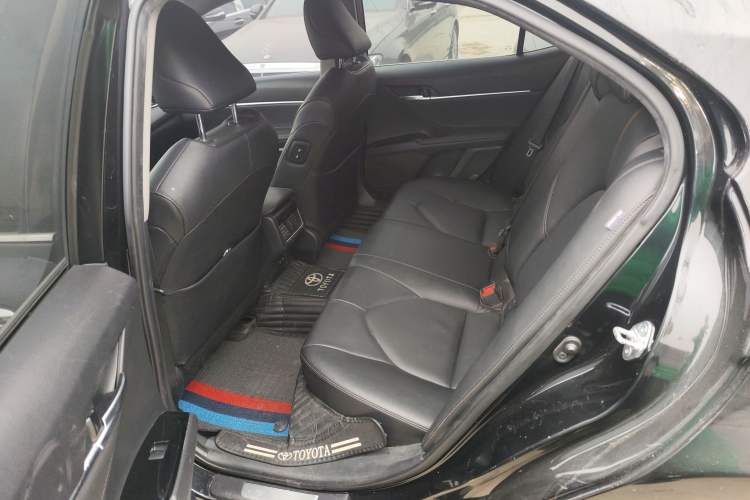 Used Toyota Camry 2021 2.5G Luxury Edition
