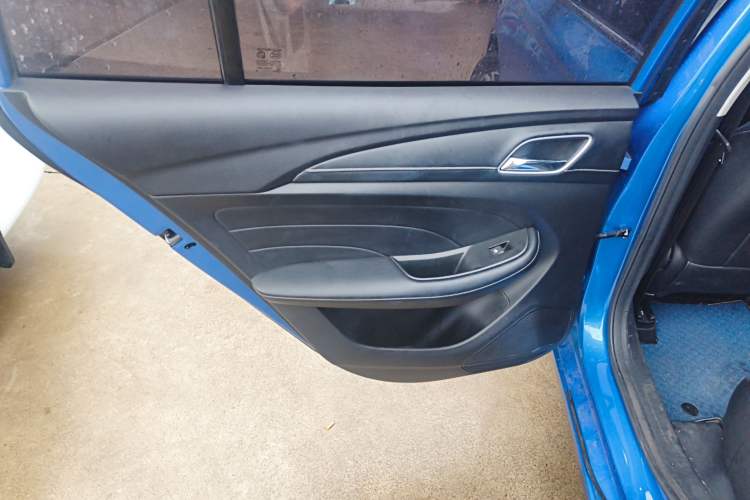 Used Roewe i5 2019 1.5L Automatic 4G Connected Langhao Edition