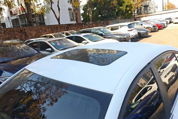 Used Roewe i5 2021 1.5L CVT Assurance Edition
