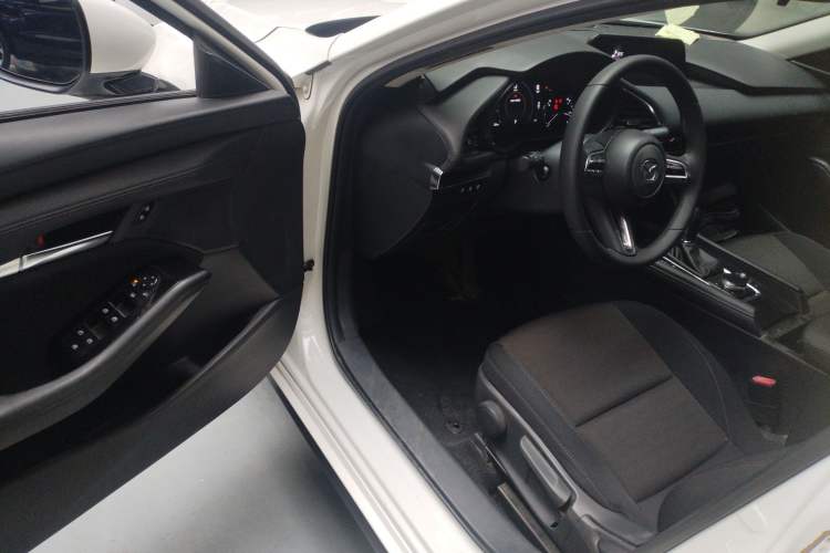 Used Mazda Mazda 3 Axela 2020 2.0L Automatic ZhiXuan Edition
