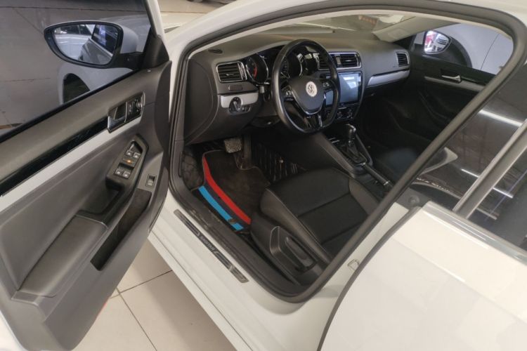 Used Volkswagen Sagitar 2018 280TSI DSG Ignite Edition
