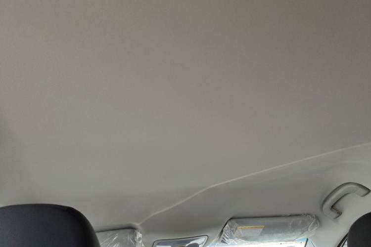 Used Roewe 360 2016 1.5L Manual Smart Screen Version
