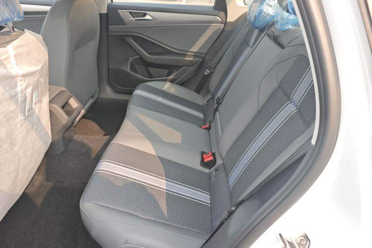 Used Volkswagen Sagitar 2025 Facelifted 300TSI DSG Flyover Edition