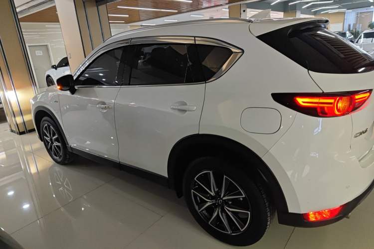 Used Mazda CX-5 2020 Revised Version 2.5L Automatic Two-Wheel Drive ZhiZun Trim
