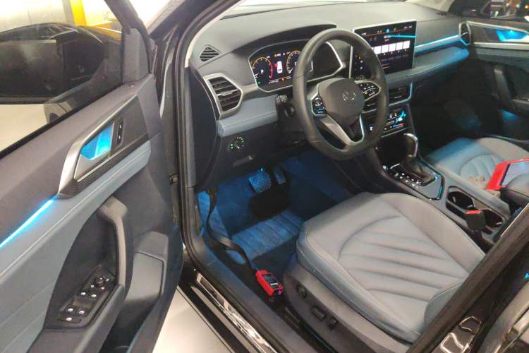 Used Volkswagen Tharu 2023 300TSI Two-Wheel-Drive Full Moon Edition
