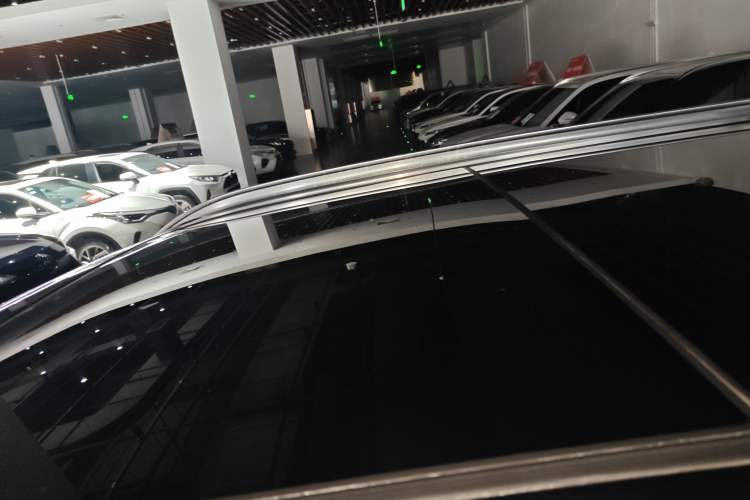 Used GAC Trumpchi GS8 2024 Linghang Series 2.0 TGDI Two-Wheel Drive Luxury Smart Connectivity Version