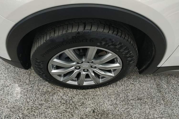 Used Cadillac XT4 2021 28T Two-Wheel Drive Leading Version
