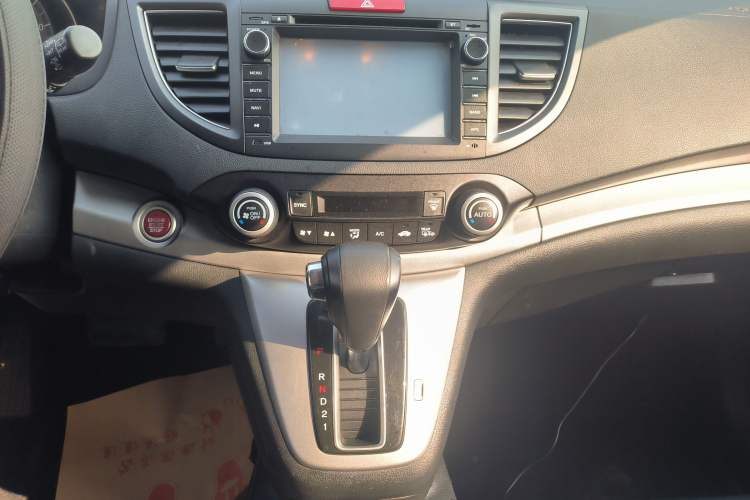 Used Honda CR-V 2013 2.4L Two-Wheel-Drive Luxury Edition
