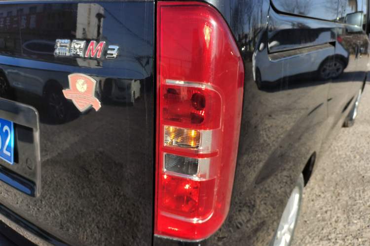 Used  M3 2019 Creator Edition 1.8L Luxury Model