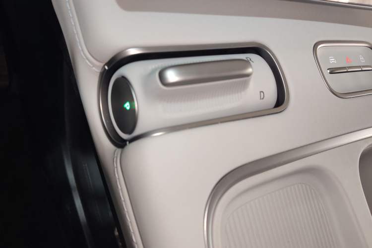 Used Nio ES6 2024 75 kWh