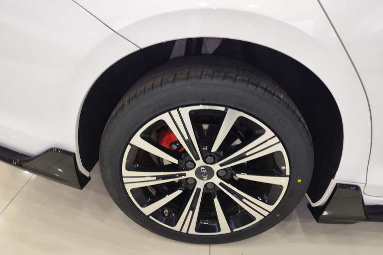 Used Geely Auto Preface 2026 Model Oriental Yao 1.5TD Kunlun Edition