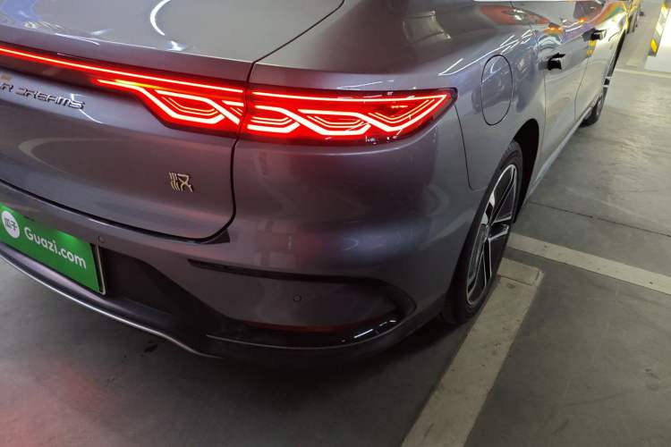 Used BYD Han 2023 EV Champion Edition 605KM Front-Drive Premium Model
