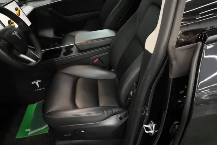 Used Tesla Model Y 2024 Rear-Wheel-Drive Version