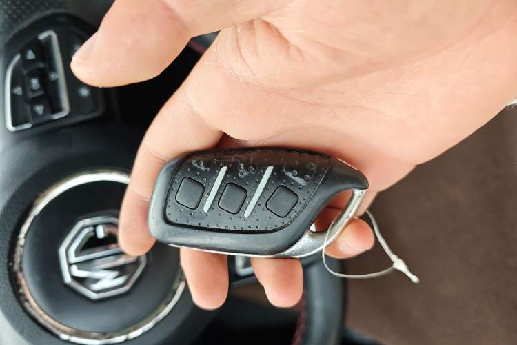 Used MG HS 2018 20T Manual Two-Wheel Drive Hormone-Driven Edition China V Standard