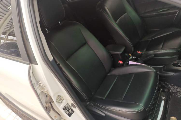 Used Toyota YARiS L 2022 X-Trail 1.5L CVT Leading PLUS Edition
