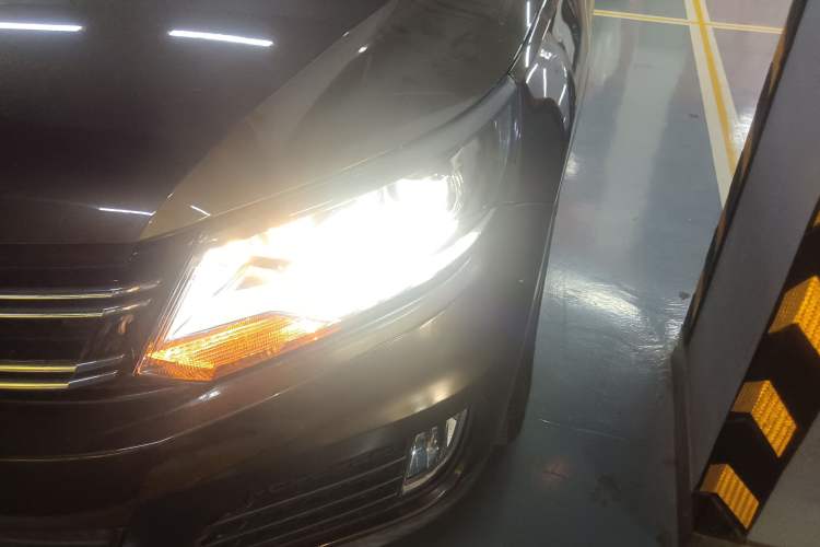 Used Volkswagen Tiguan 2016 280TSI Automatic Two-Wheel-Drive Silk Road Style Edition
