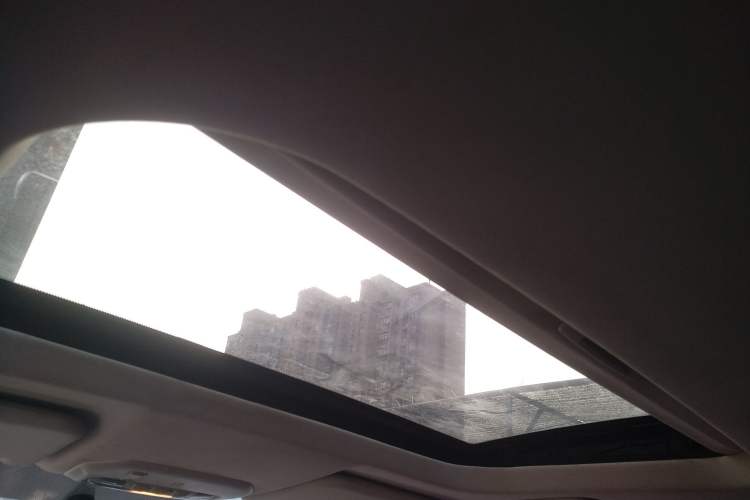 Used Ford Escort 2015 1.5L Automatic Fashion Model
