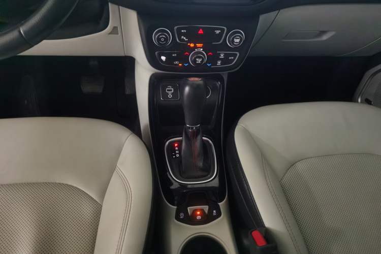 Used  Compass 2017 200T Automatic Prestige Edition