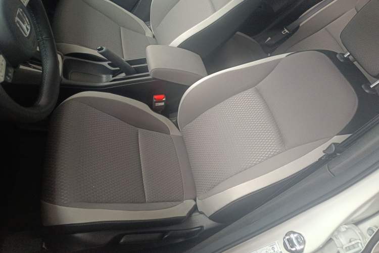 Used Honda LIFE 2021 1.5L CVT CRO-SS Fun Edition
