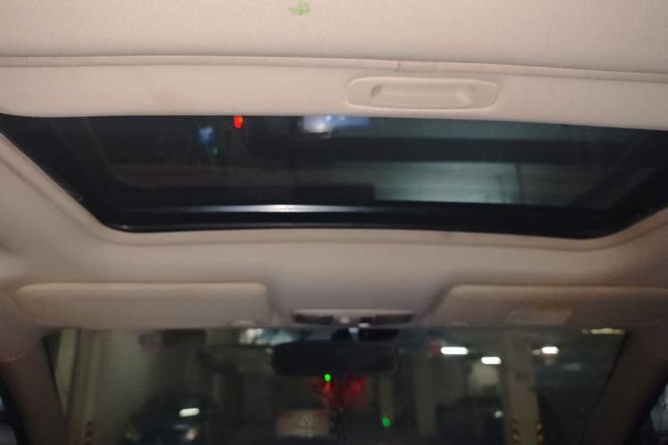 Used Mitsubishi Outlander 2018 2.0L Two-Wheel Drive Glory Edition 5 Seats
