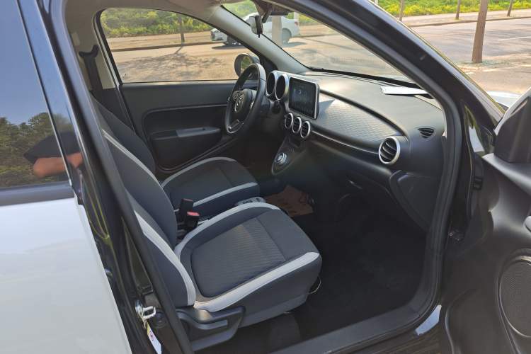 Used ORA Black Cat 2021 351 km Luxury Version
