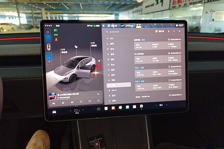 Used Tesla Model Y 2025 Rear-Wheel Drive First Edition
