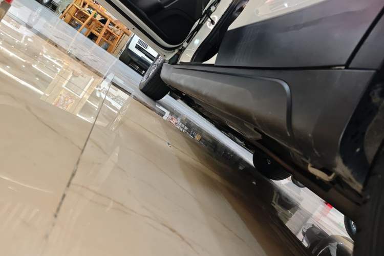 Used Suzuki Vitara S-Cross 2017 1.6L CVT Two-Wheel Drive Urban Fashion Model