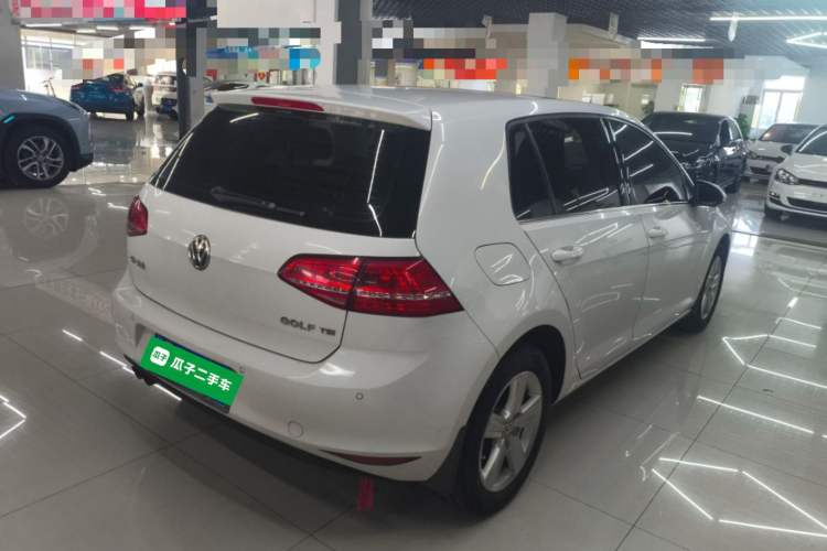 Used Volkswagen Golf 2015 1.4TSI Automatic Luxury Model
