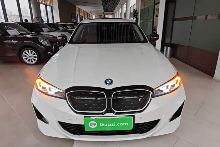 Used BMW i3 2023 eDrive 40 L Midnight Sports Package