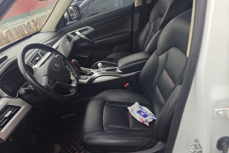 Used Geely Auto Emgrand X7 Sport 2018 1.8TD Automatic Two-Wheel Drive Smart Connect 4G Internet Edition
