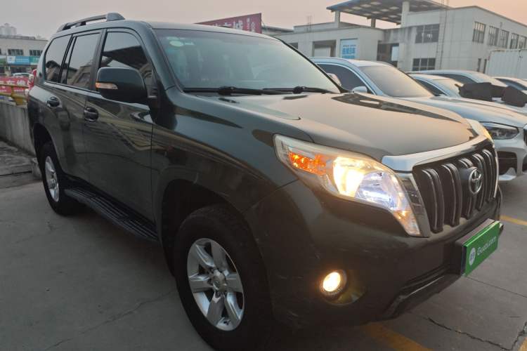 Used Toyota Prado 2016 2.7L Automatic Standard Edition
