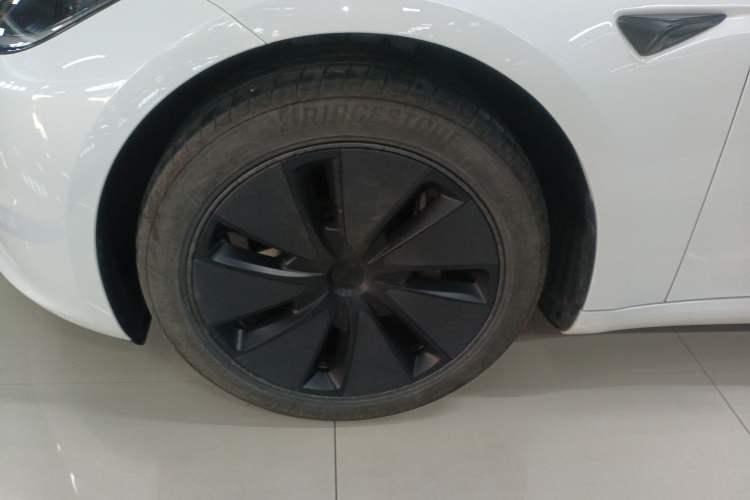 Used Tesla Model 3 2025 Rear-Wheel-Drive Version
