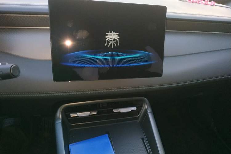 Used BYD Qin PLUS 2025 DM-i Smart Drive 55KM Leading Model
