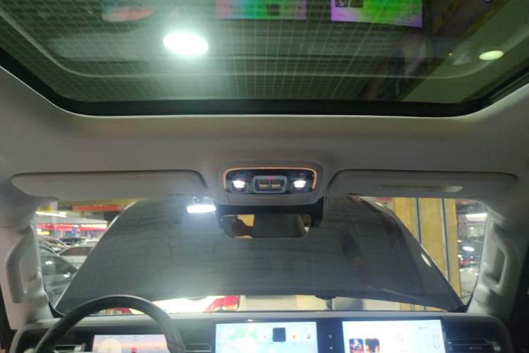 Used Beijing Auto BJ40 2024 2.0T All-New Urban Hunter Edition Chivalrous Style
