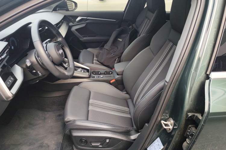 Used Audi A3 2024 Sportback 35 TFSI Fashionable Sports Model
